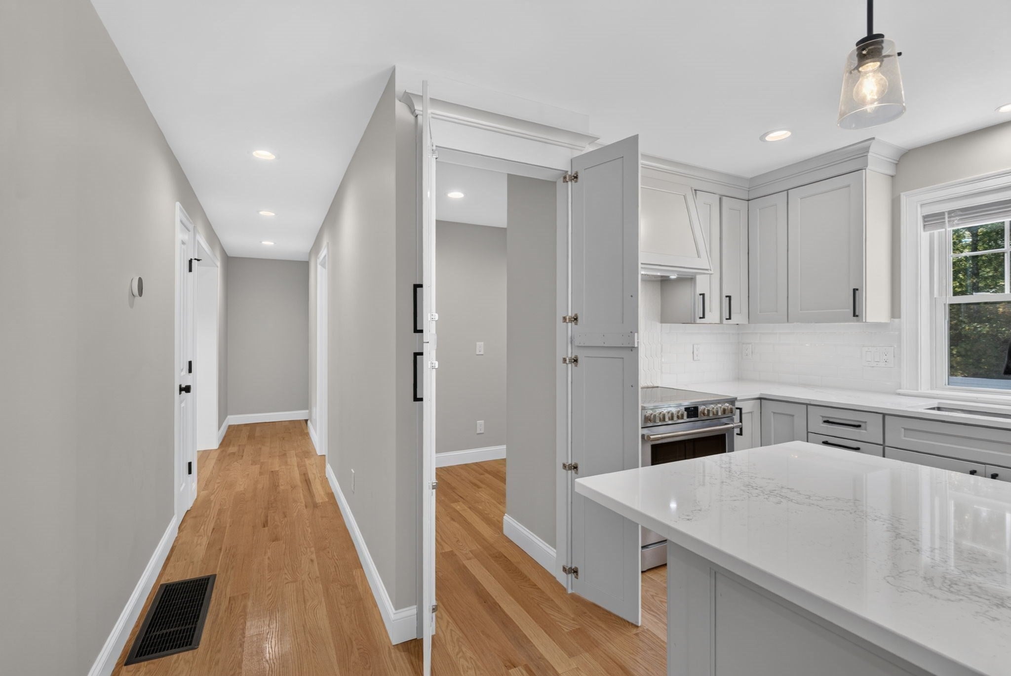 275 Pine St, Bridgewater, MA, 275 Pine St, Bridgewater, MA Photo #13