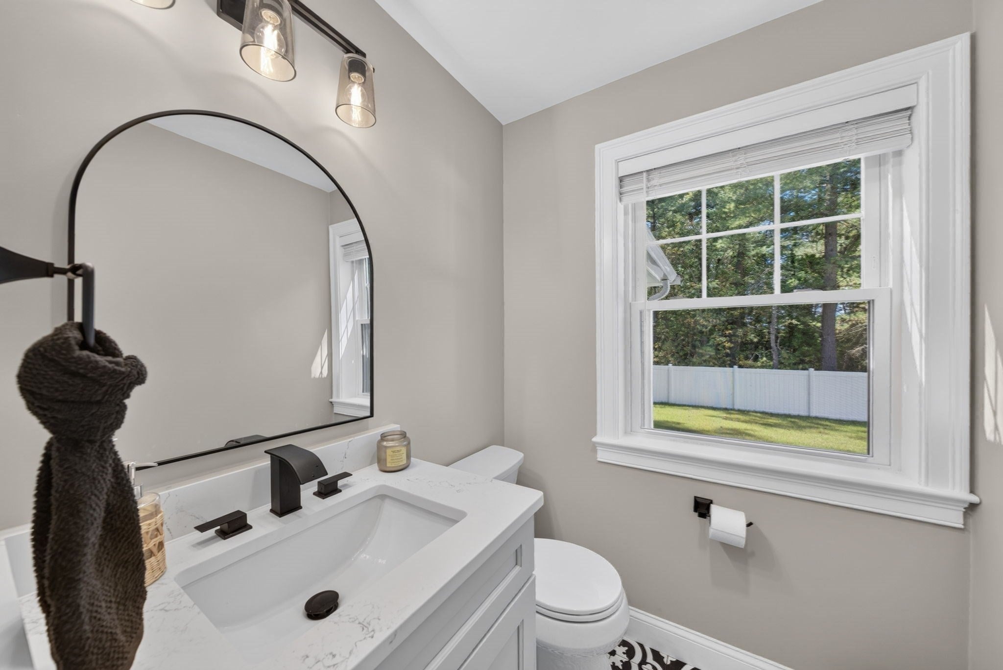 275 Pine St, Bridgewater, MA, 275 Pine St, Bridgewater, MA Photo #16