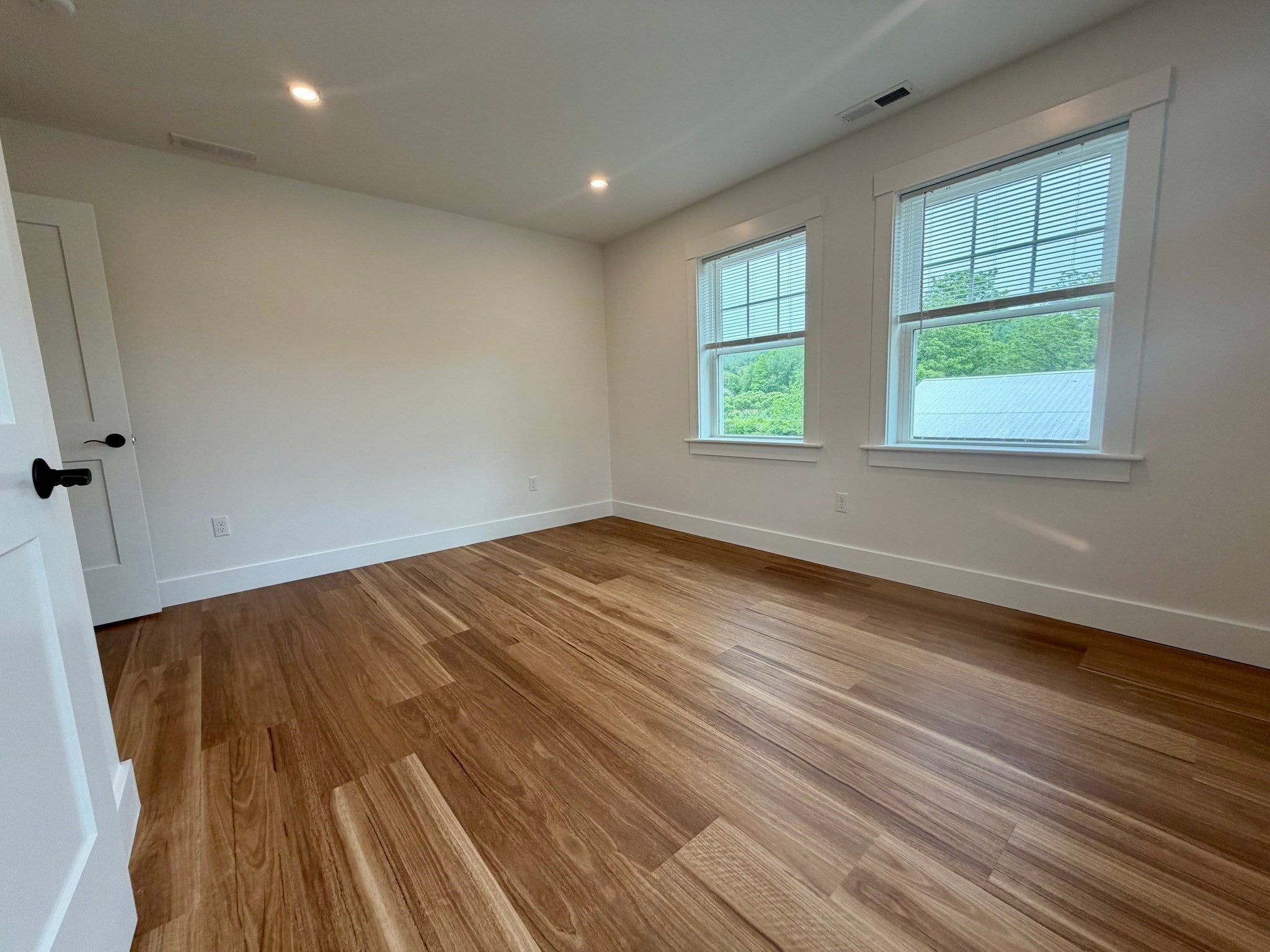 124 S Silver Lane, Sunderland, MA Photo #21