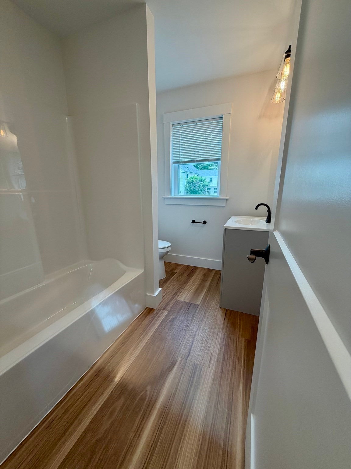 124 S Silver Lane, Sunderland, MA Photo #30
