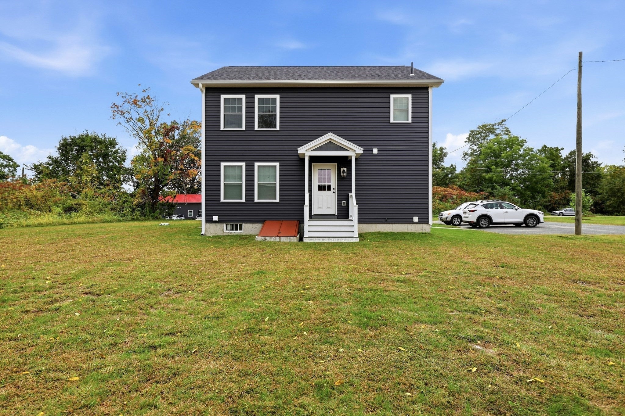 124 S Silver Lane, Sunderland, MA Photo #1