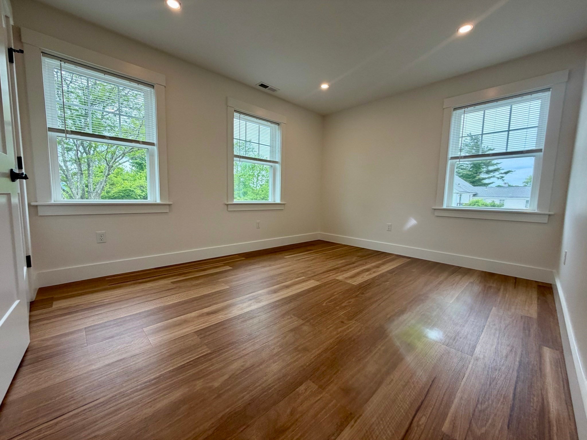 124 S Silver Lane, Sunderland, MA Photo #26