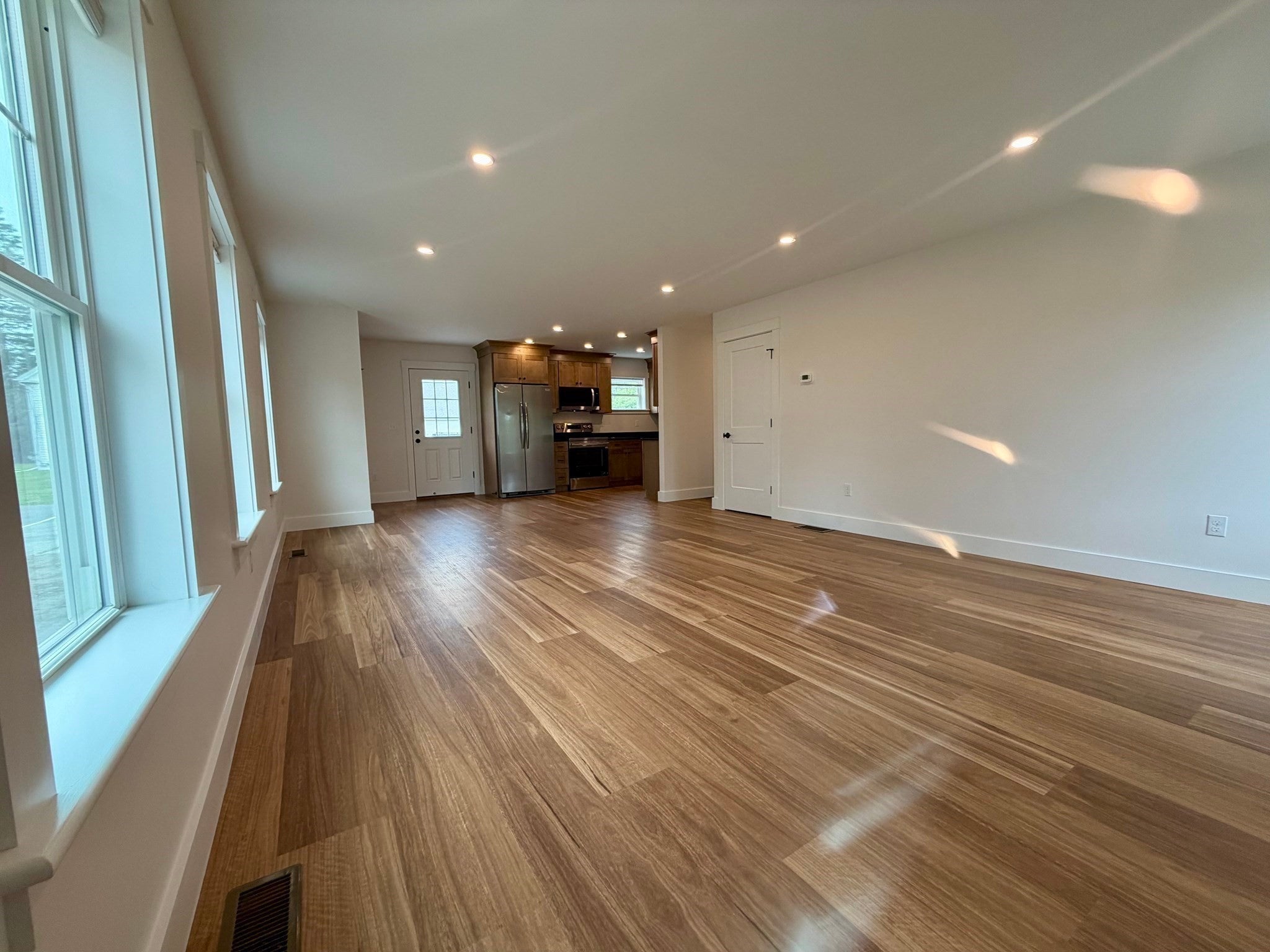 124 S Silver Lane, Sunderland, MA Photo #9