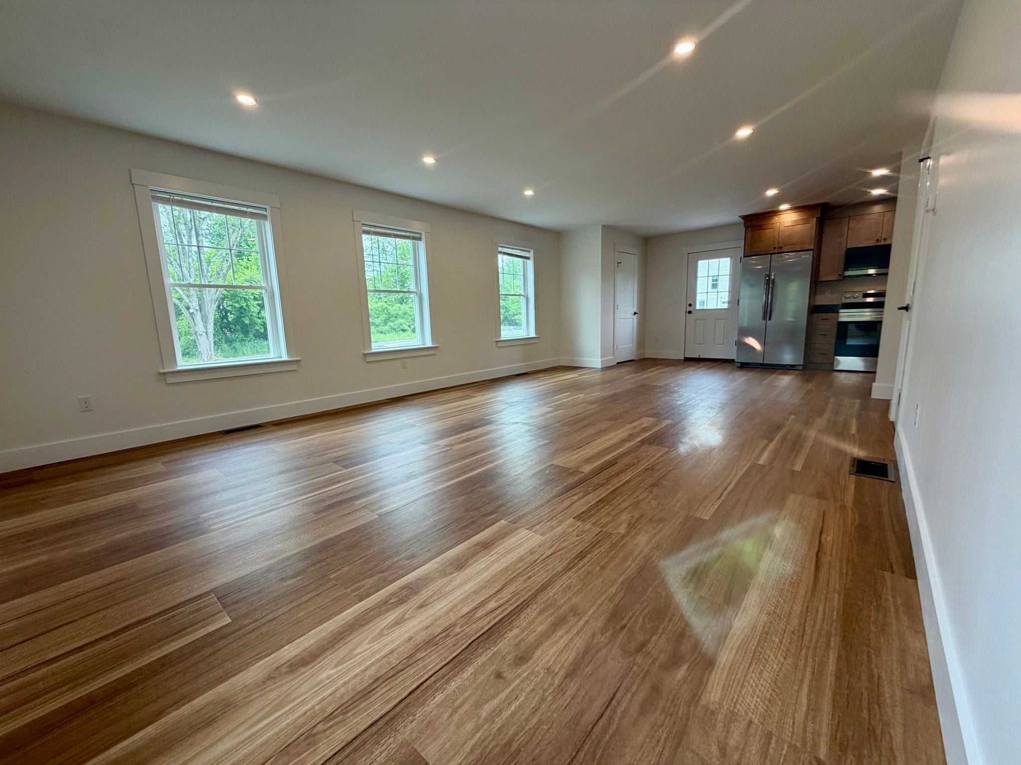 124 S Silver Lane, Sunderland, MA Photo #11