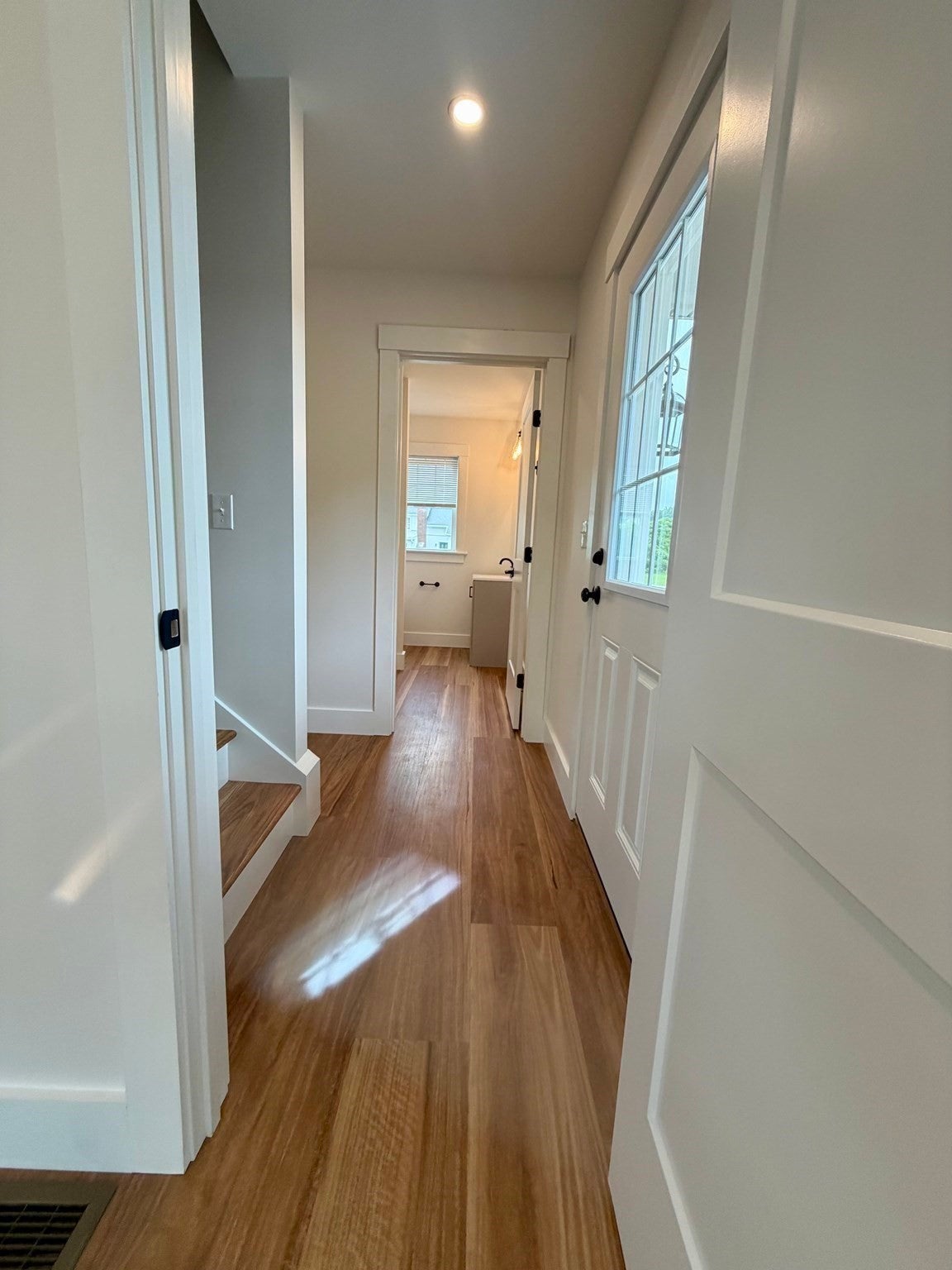 124 S Silver Lane, Sunderland, MA Photo #17
