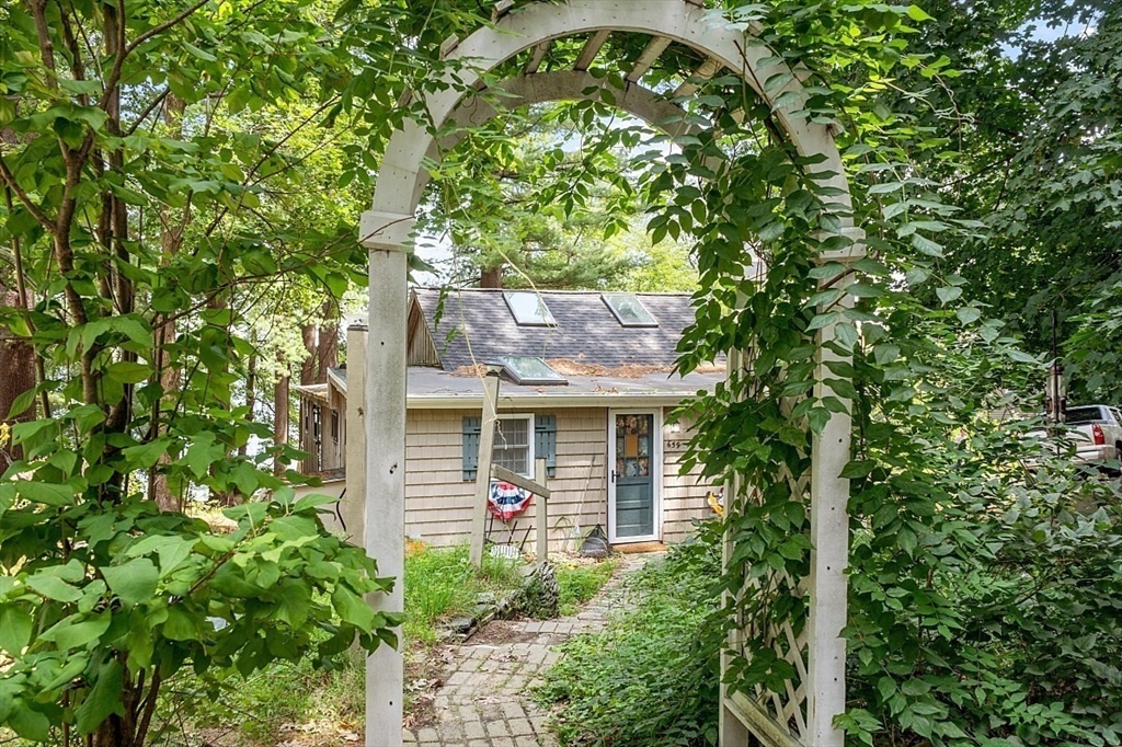 659 Reservoir Road