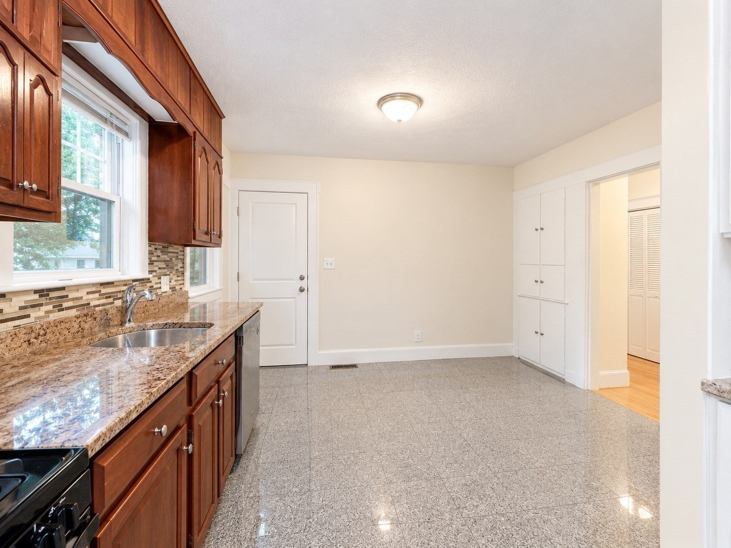 39 Greycliff Rd #1, Boston, MA, 39 Greycliff Rd #1, Boston, MA Photo #7