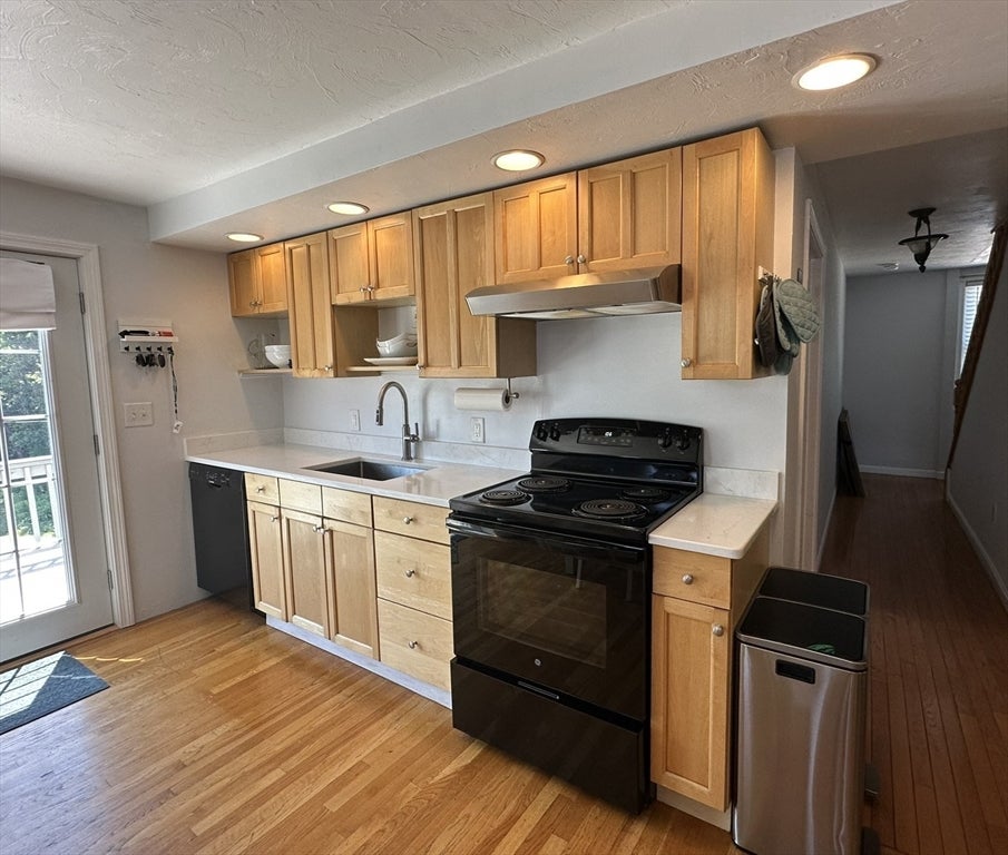 153 Main Street 2