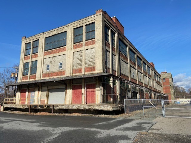 125 Perkins Ave