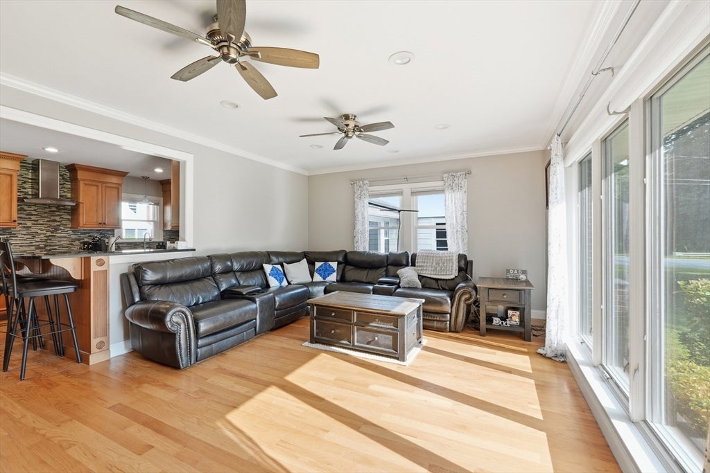 7 Pincushion Rd, Framingham, MA, 7 Pincushion Rd, Framingham, MA Photo #5