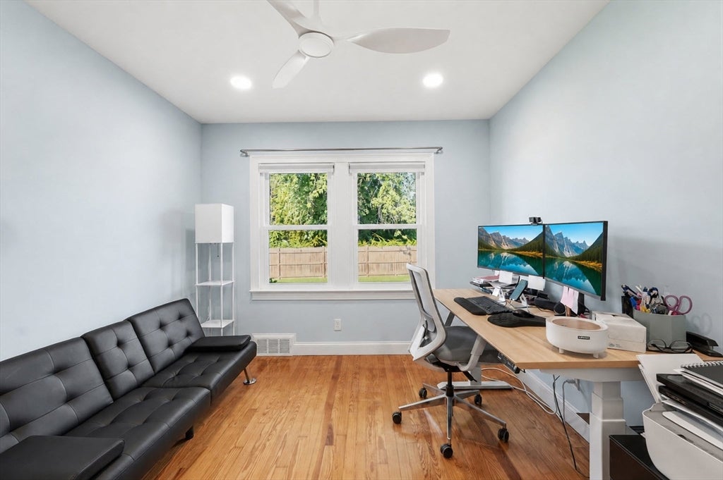7 Pincushion Rd, Framingham, MA, 7 Pincushion Rd, Framingham, MA Photo #17