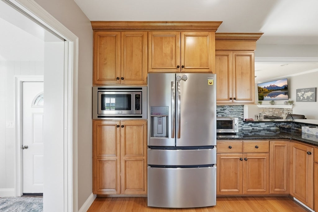 7 Pincushion Rd, Framingham, MA, 7 Pincushion Rd, Framingham, MA Photo #12