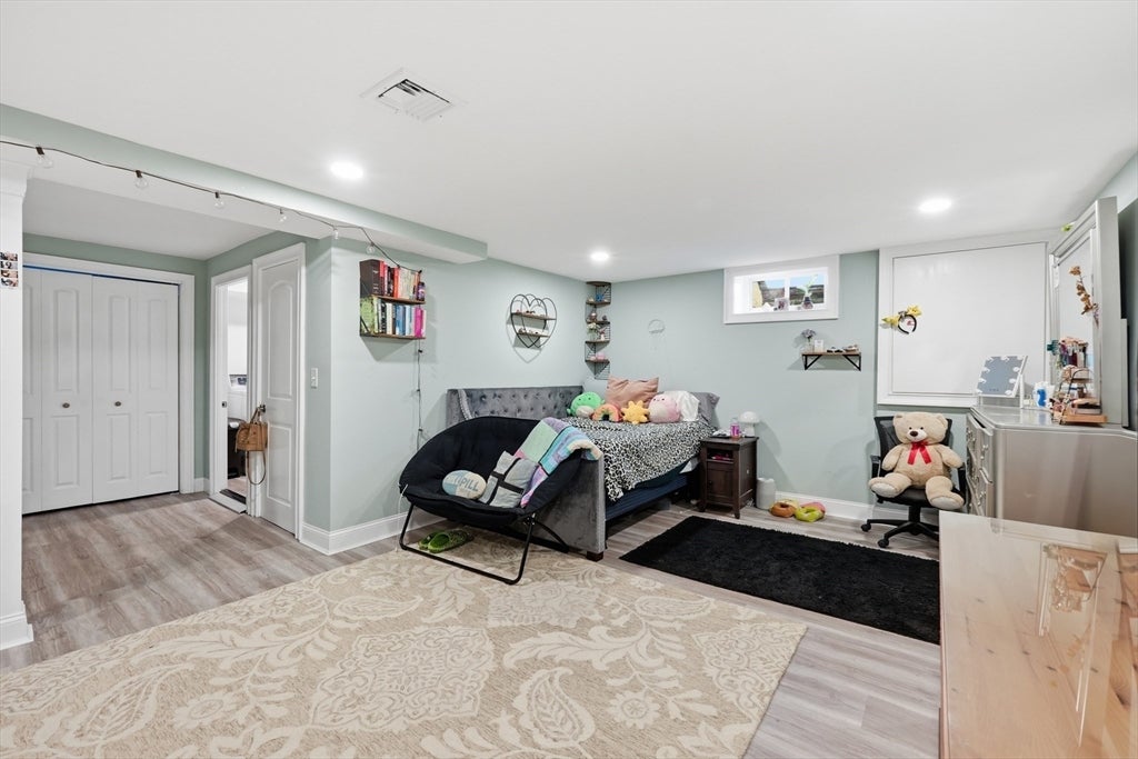 7 Pincushion Rd, Framingham, MA, 7 Pincushion Rd, Framingham, MA Photo #24