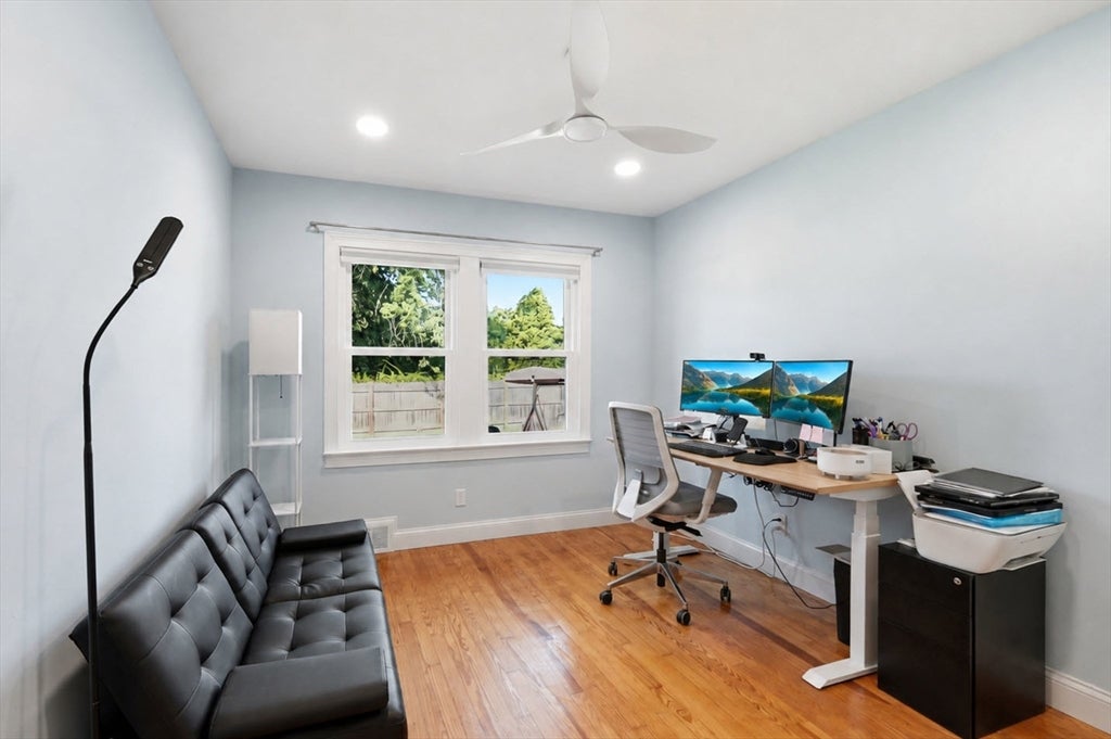 7 Pincushion Rd, Framingham, MA, 7 Pincushion Rd, Framingham, MA Photo #16
