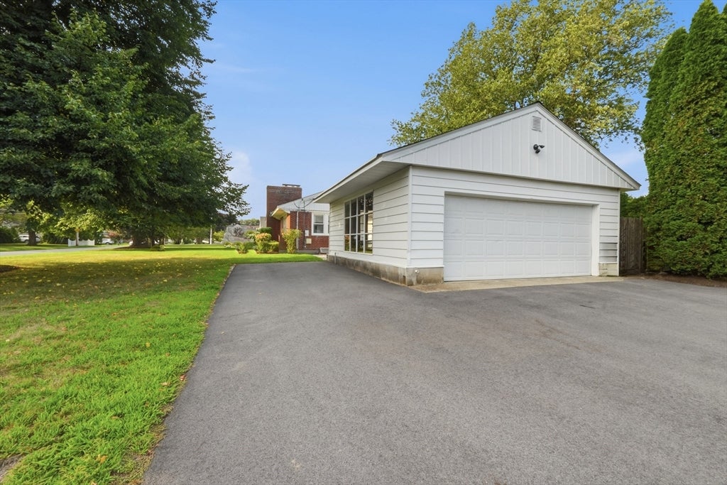 7 Pincushion Rd, Framingham, MA, 7 Pincushion Rd, Framingham, MA Photo #39