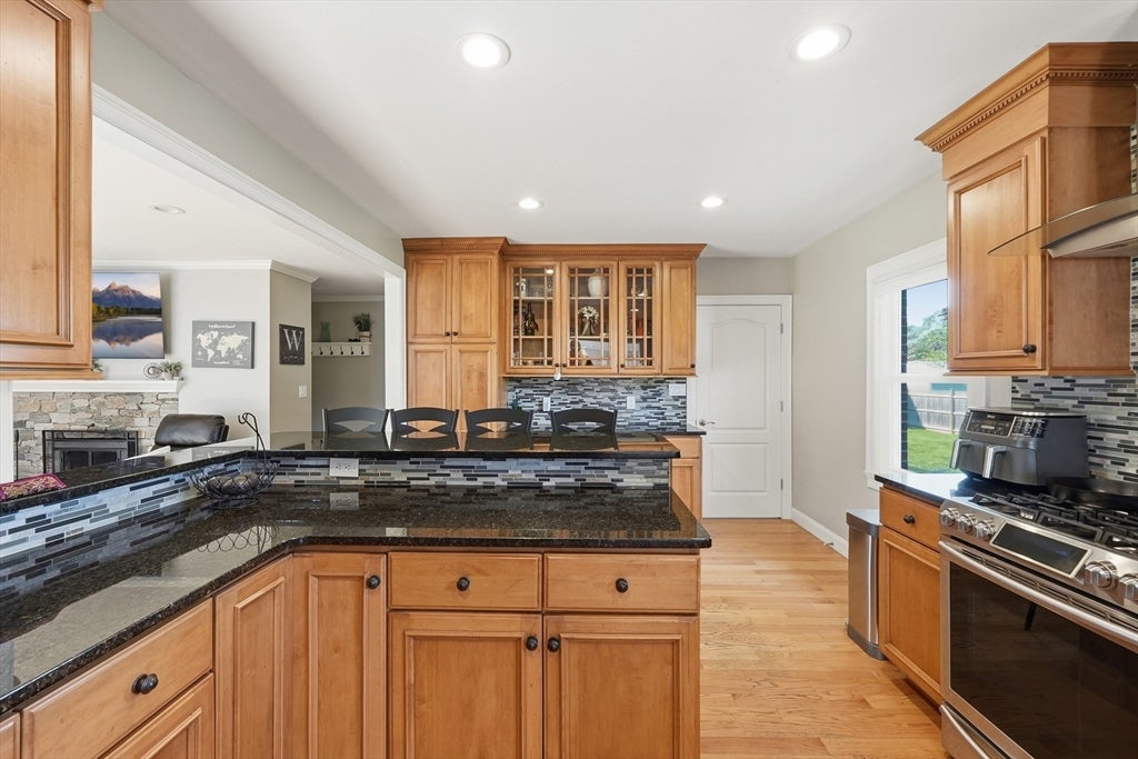7 Pincushion Rd, Framingham, MA, 7 Pincushion Rd, Framingham, MA Photo #14