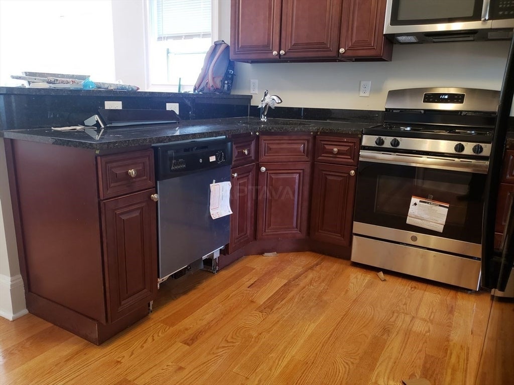 22 Barton St #2, Somerville, MA, 22 Barton St #2, Somerville, MA Photo #1