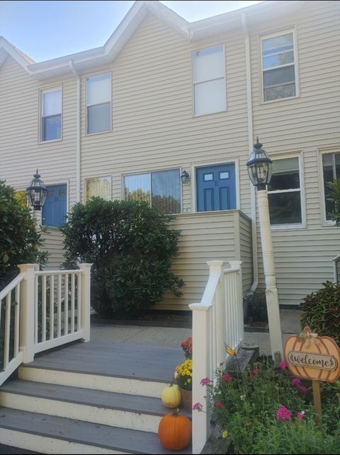 18 Winter Street E Foxboro MA 02035