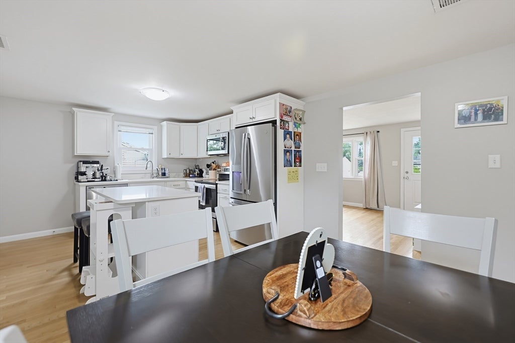 7 Haskell Pl, Peabody, MA Photo #11