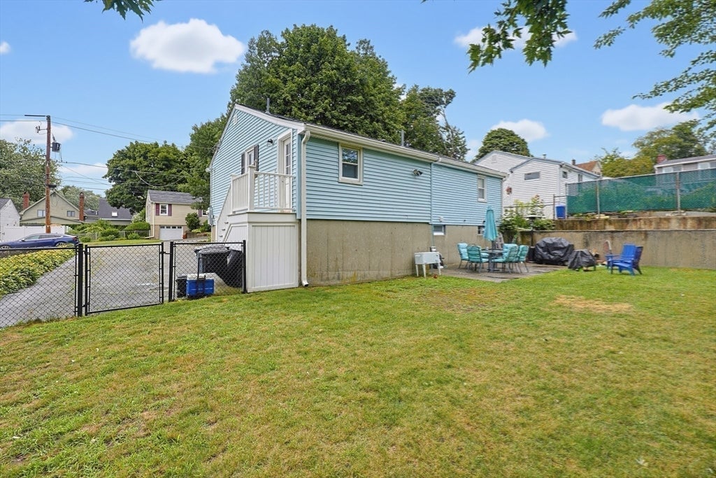 7 Haskell Pl, Peabody, MA Photo #33
