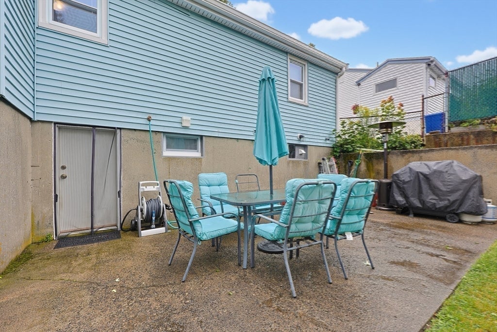 7 Haskell Pl, Peabody, MA Photo #30