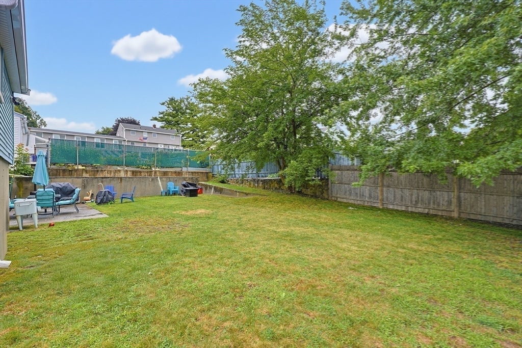 7 Haskell Pl, Peabody, MA Photo #32