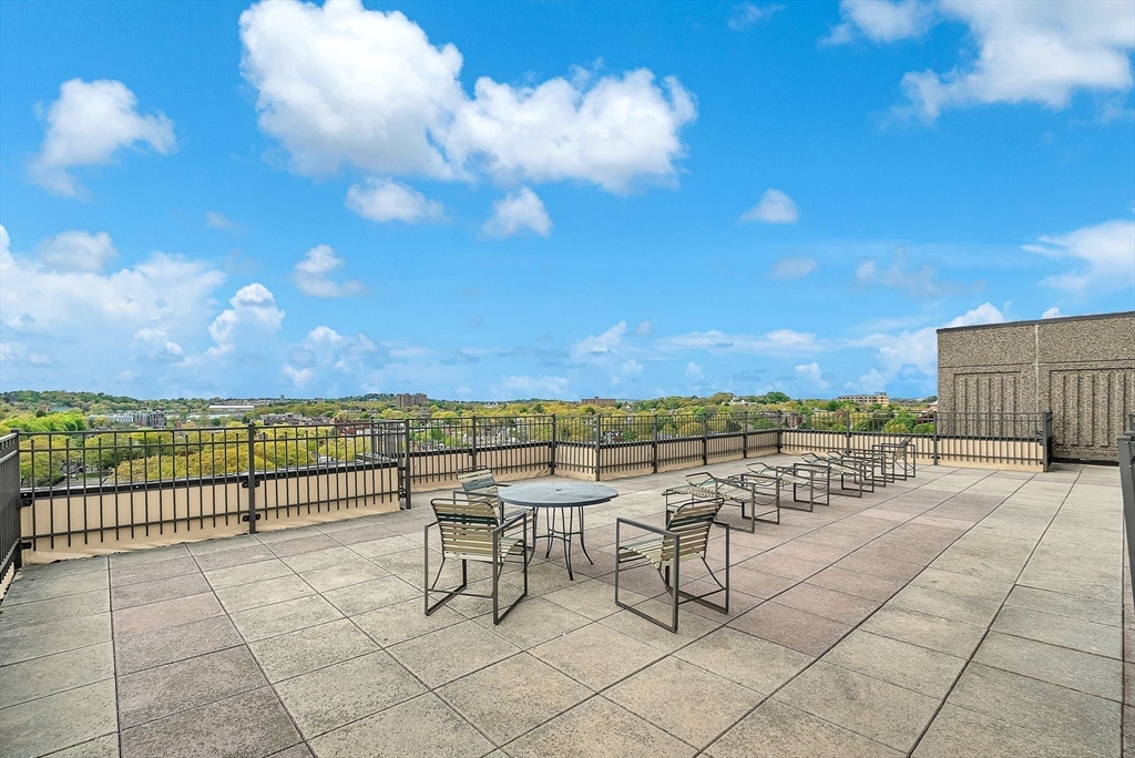 1731 Beacon Street #1515, Brookline, MA Photo #31