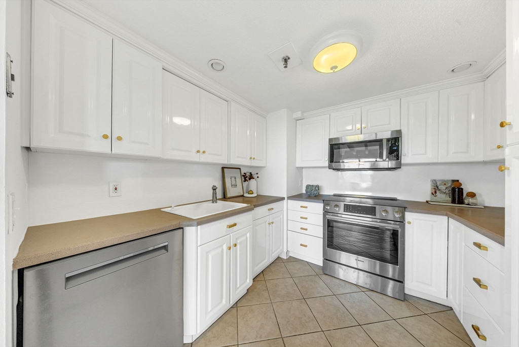 1731 Beacon Street #1515, Brookline, MA Photo #20