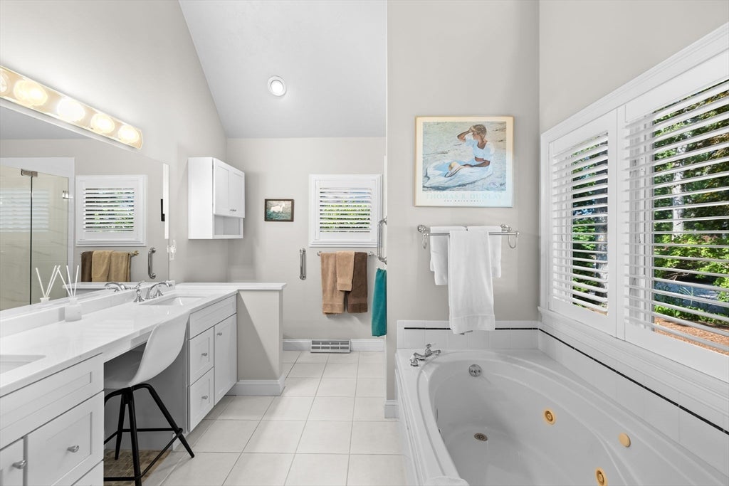 13 Driftwood Circle, Mashpee, MA, 13 Driftwood Circle, Mashpee, MA Photo #15
