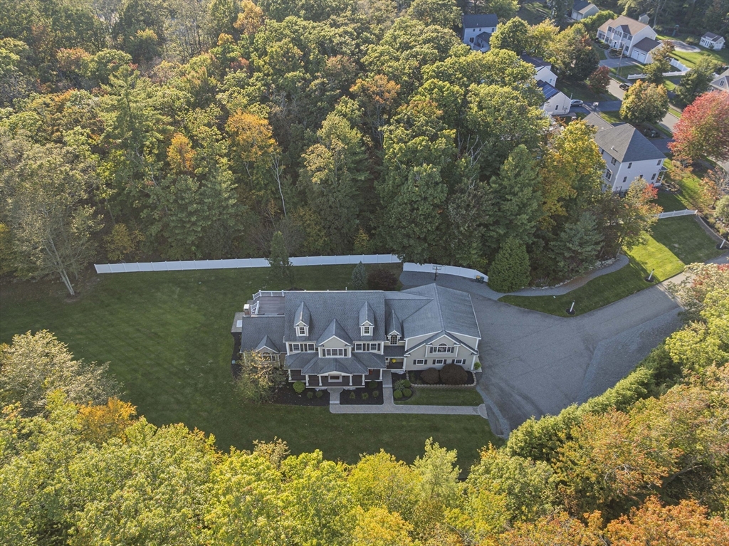 74 Crabtree Ln