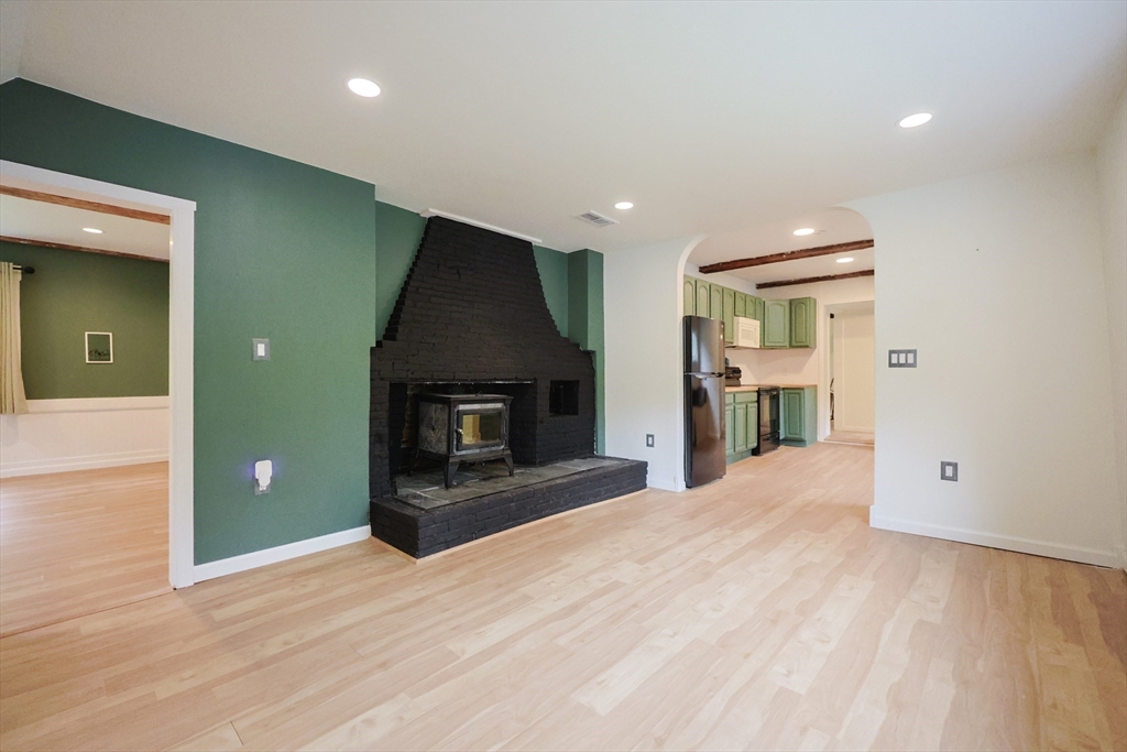 268 Wallace Hill Rd