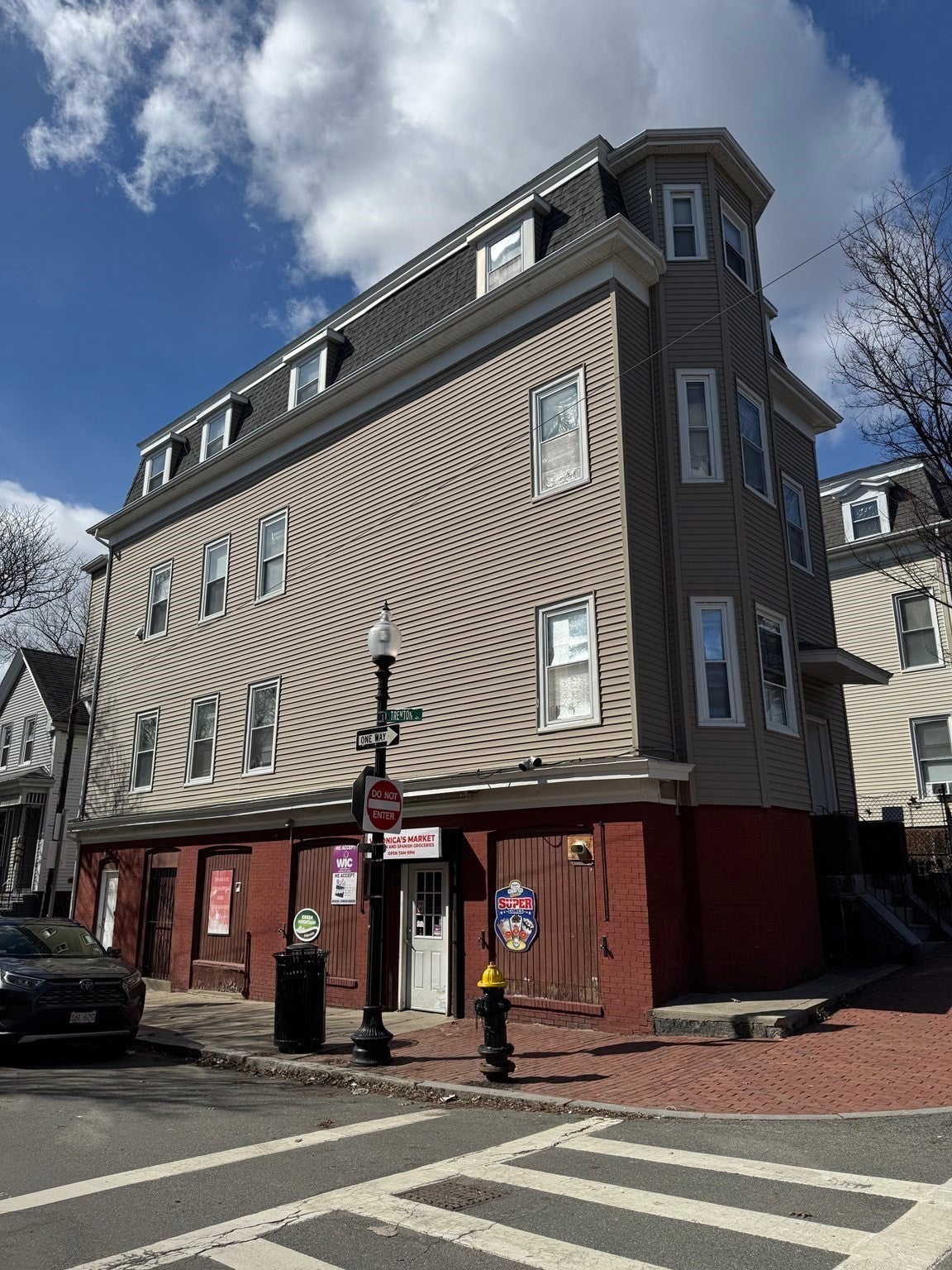 Photo of 75 Putnam Street, Boston, MA