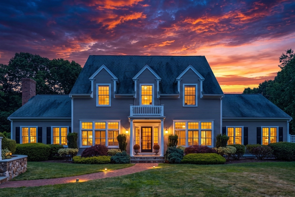 442 Bay Lane