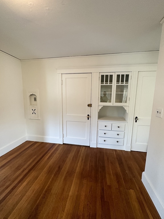 289 Highland Ave 2R
