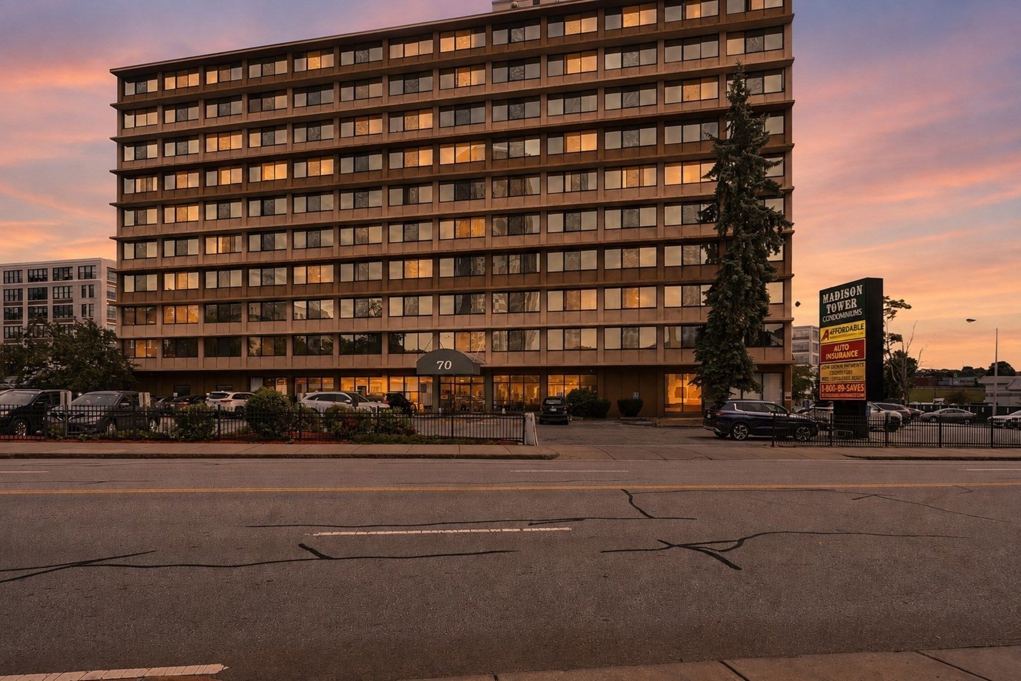 70 Southbridge St #402, Worcester, MA, 70 Southbridge St #402, Worcester, MA Photo #2