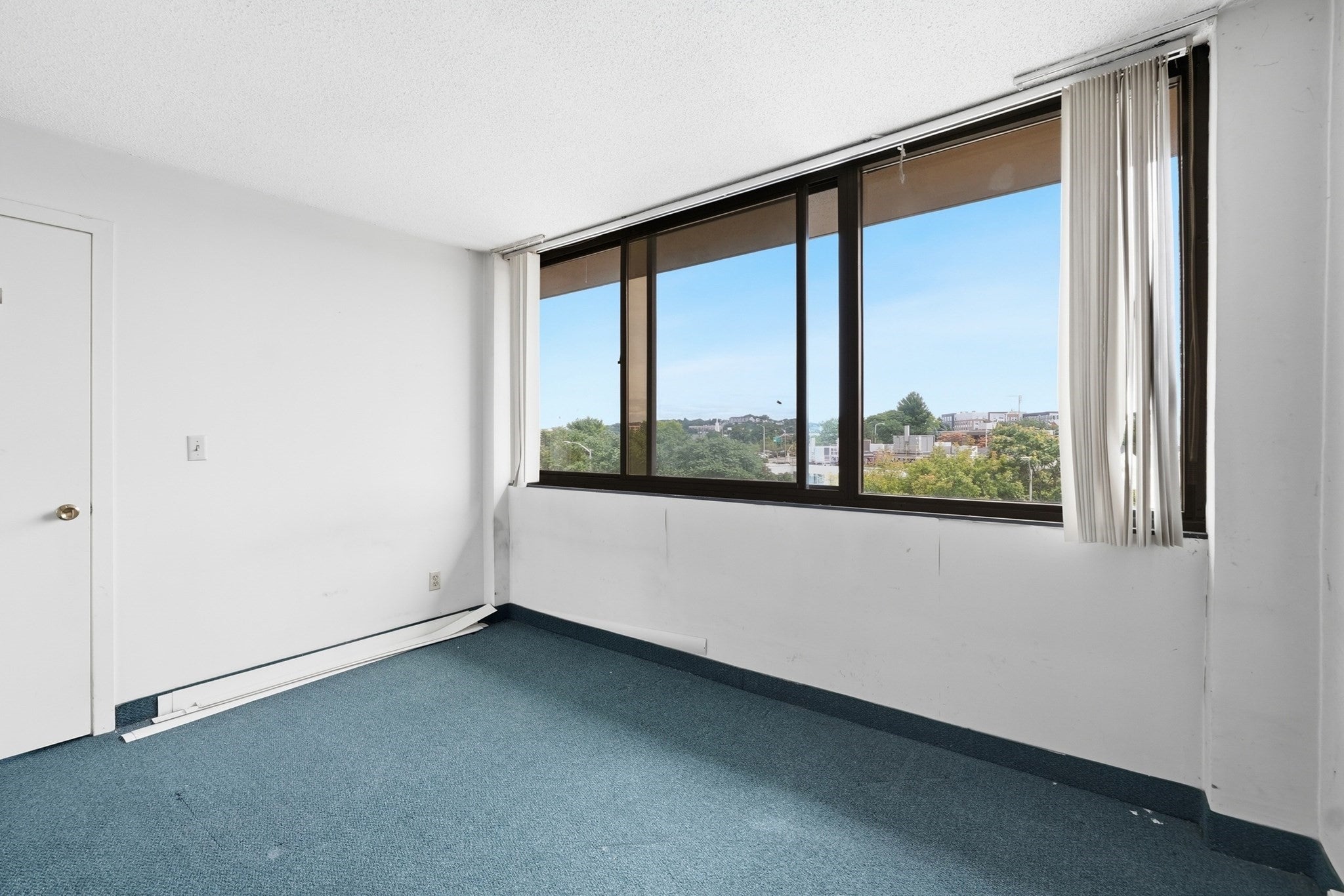 70 Southbridge St #402, Worcester, MA, 70 Southbridge St #402, Worcester, MA Photo #25