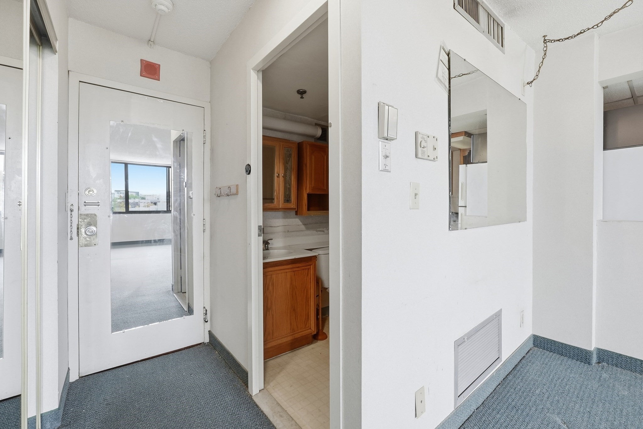 70 Southbridge St #402, Worcester, MA, 70 Southbridge St #402, Worcester, MA Photo #28