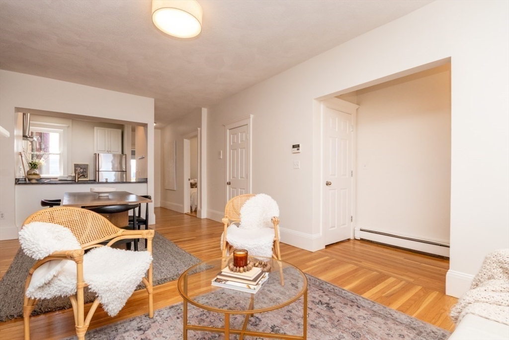 298A Bunker Hill Street 1
