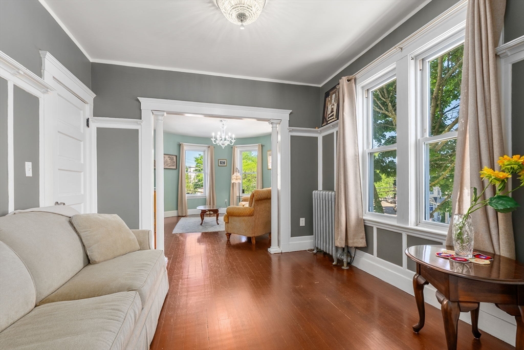 2 Pleasant St 2