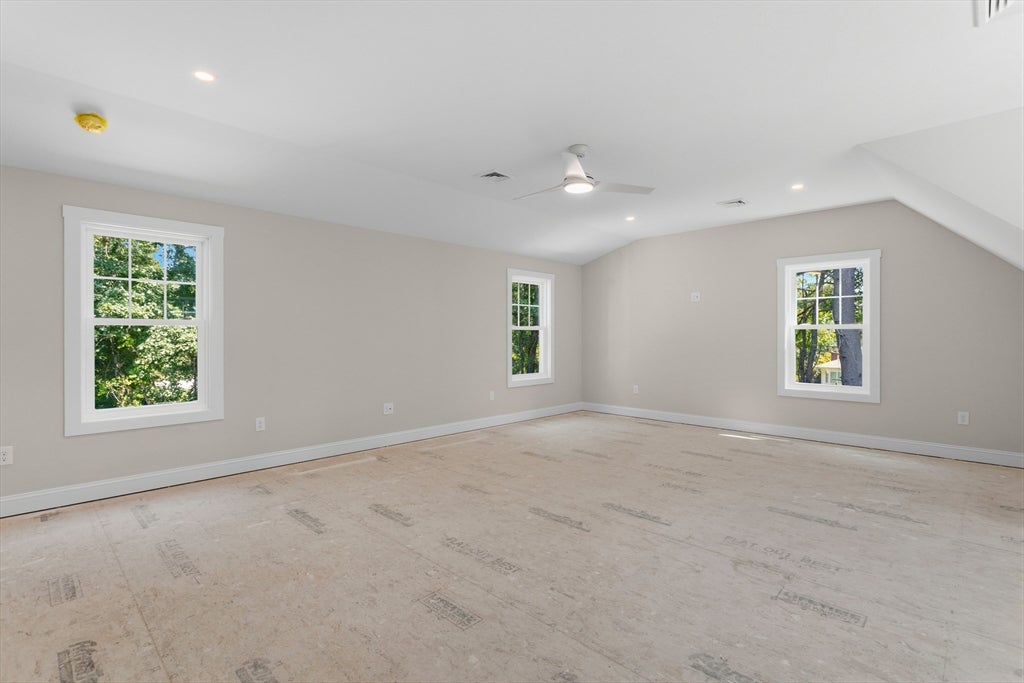 80 Hampstead St, Methuen, MA Photo #16