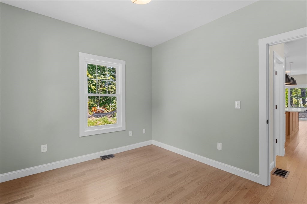 80 Hampstead St, Methuen, MA Photo #13