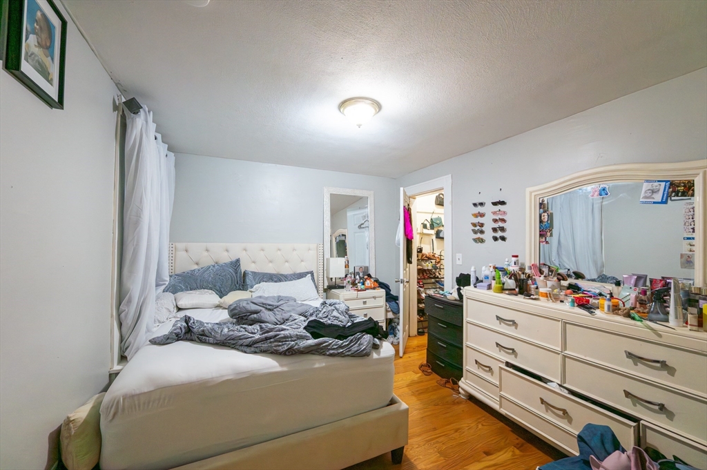 18 Edson St
