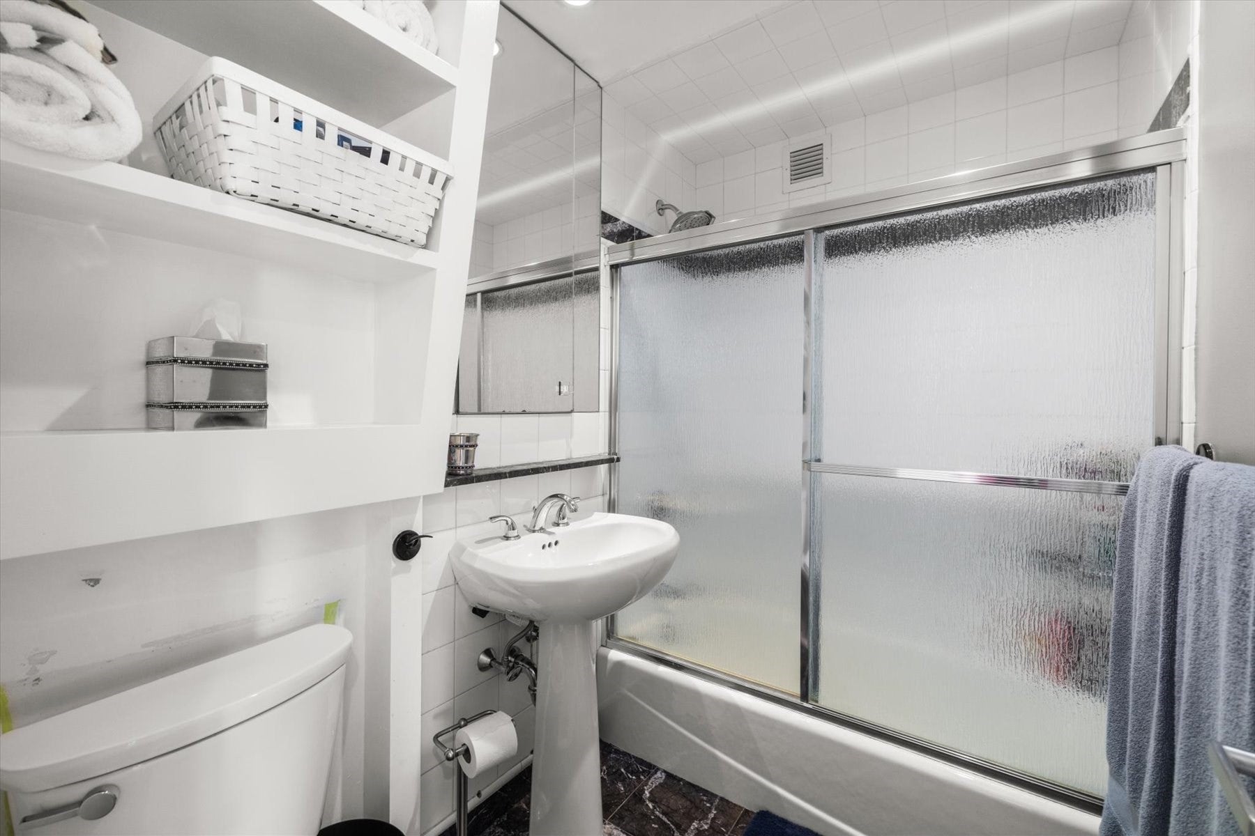 85 E India Row #22F, Boston, MA Photo #15