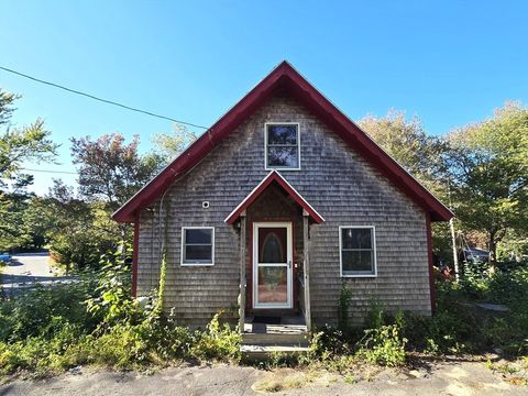 2 Wind Rose Ln Plymouth MA 02360