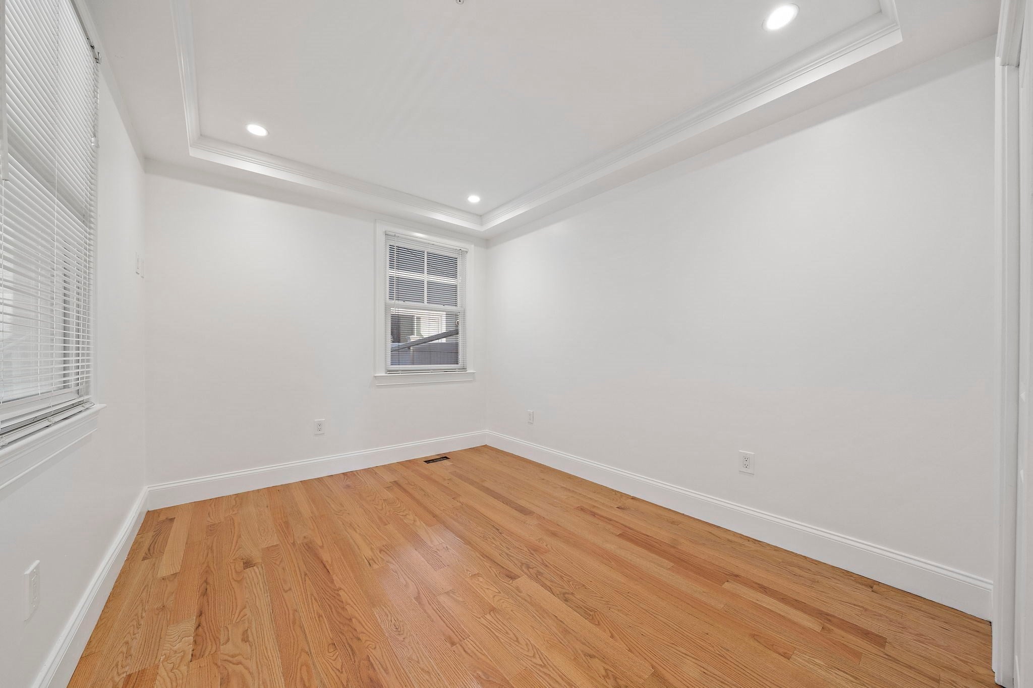12 Loring St #1, Boston, MA Photo #9