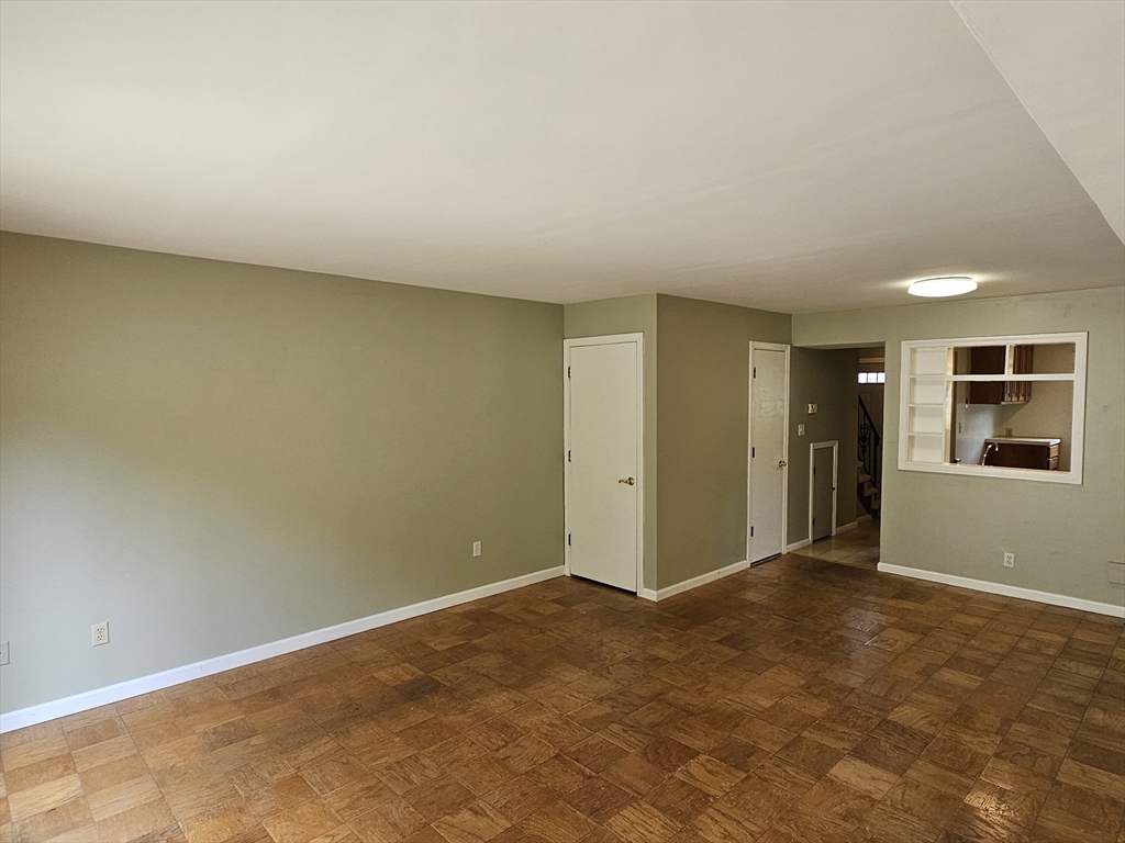 403 Windsor Dr 0
