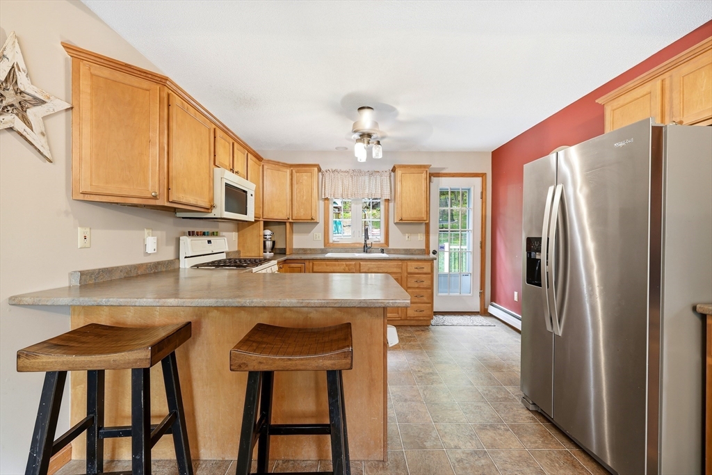 233 Cedar Swamp Rd