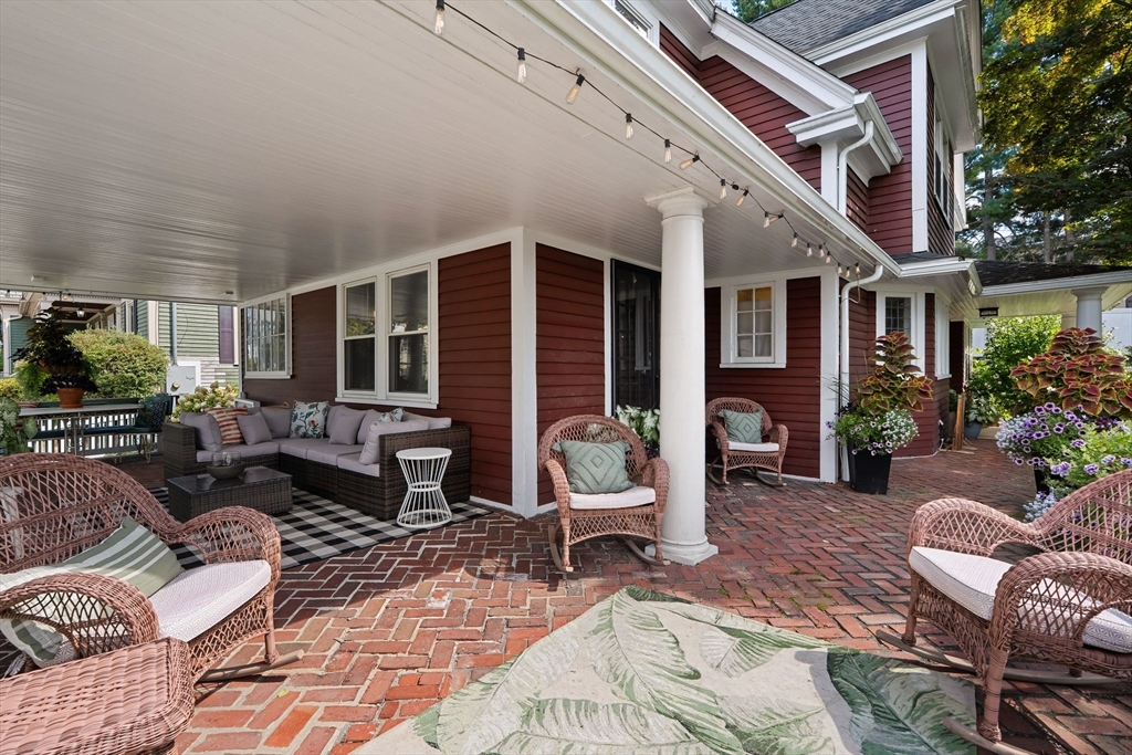 15 Mishawum Rd