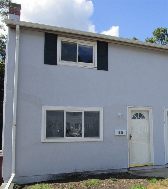 10 Lewis Farm Rd 10