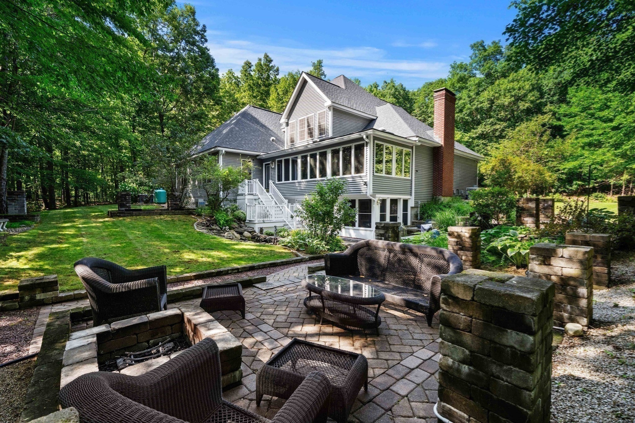6 Evergreen Drive